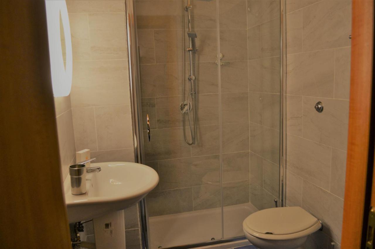 Residenza Principe Di Carafa Hotell Neapel Exteriör bild